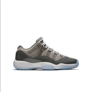 Cool gray Jordan 11low boys grade school